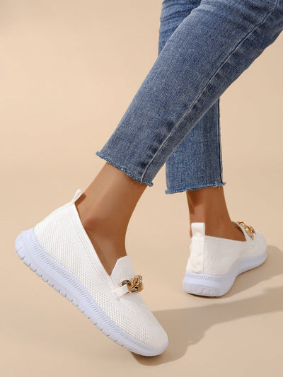 Kira™ | Chic sneakers with chain trim