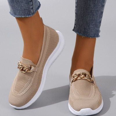 Kira™ | Chic sneakers with chain trim