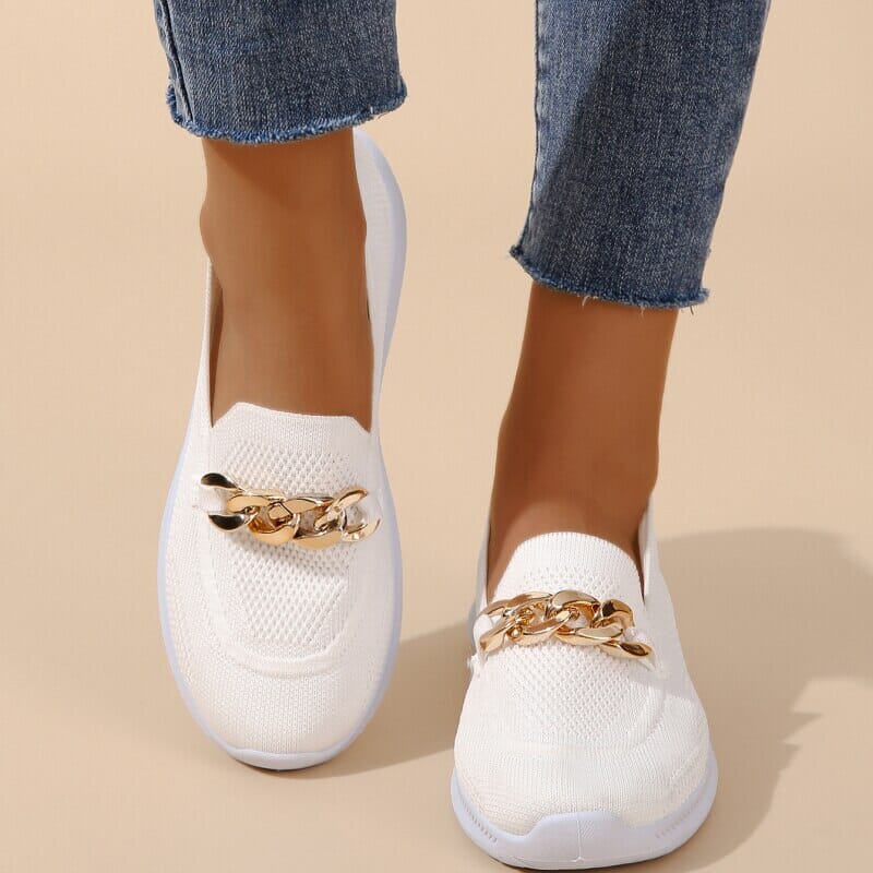 Kira™ | Chic sneakers with chain trim